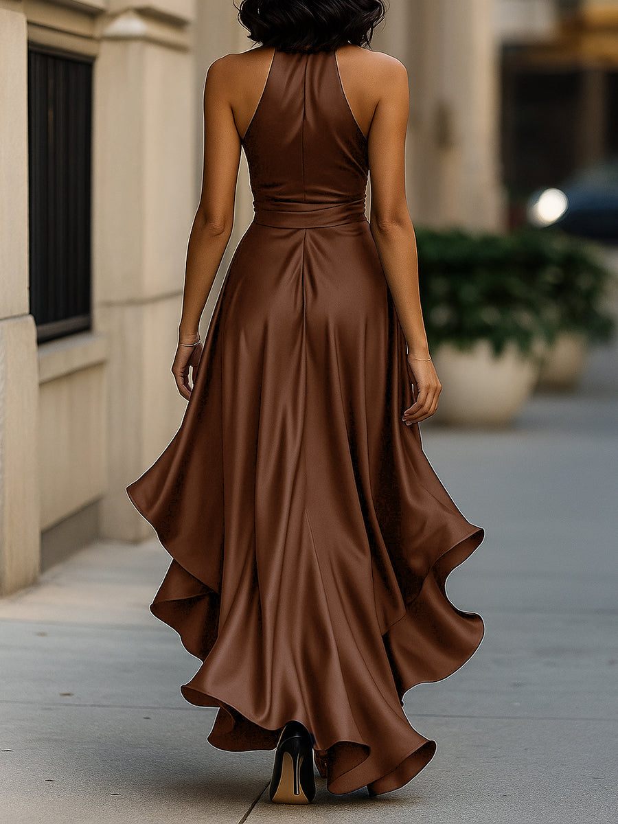 Vestido halter satinado con volantes