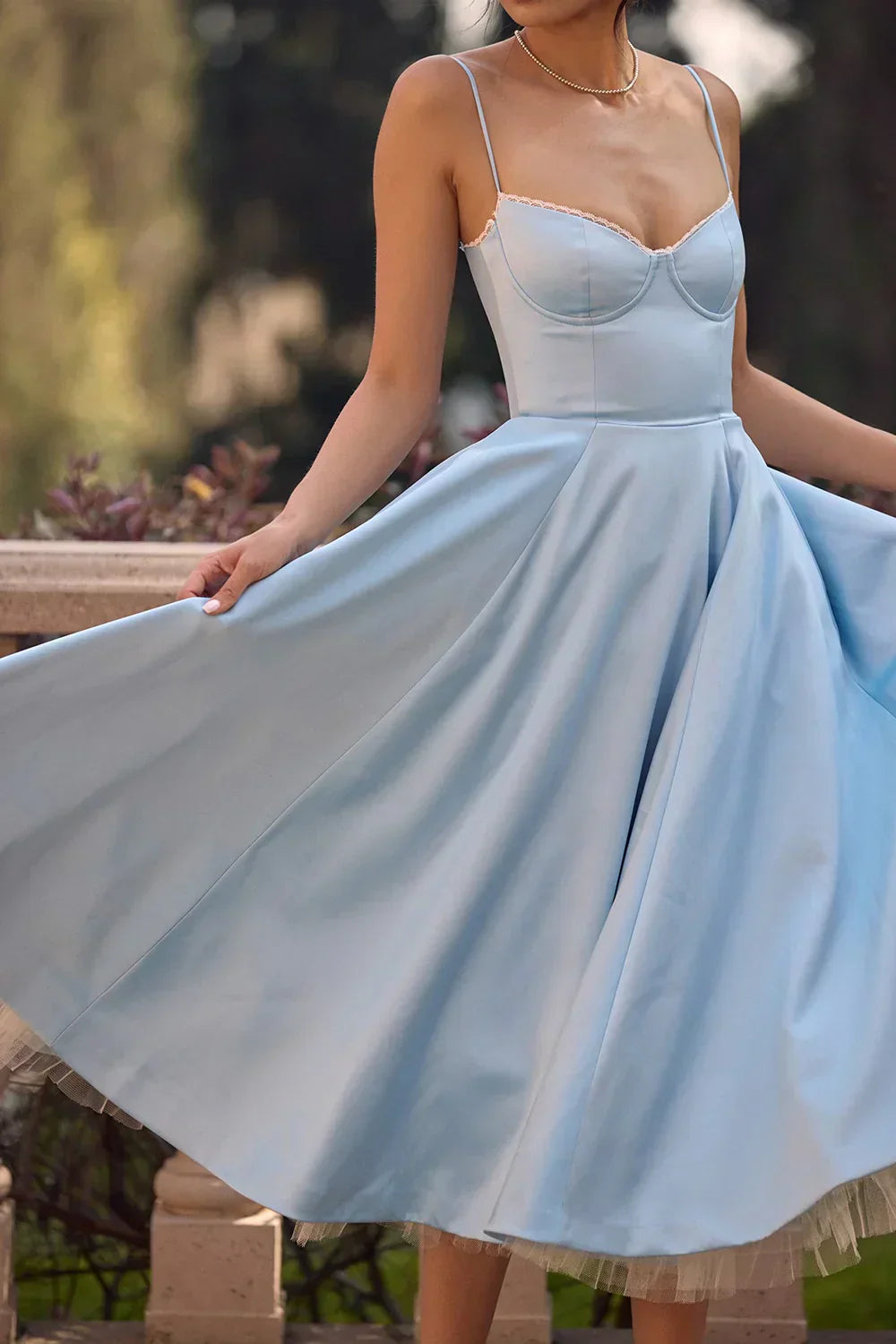 Vestido midi satinado Arielle