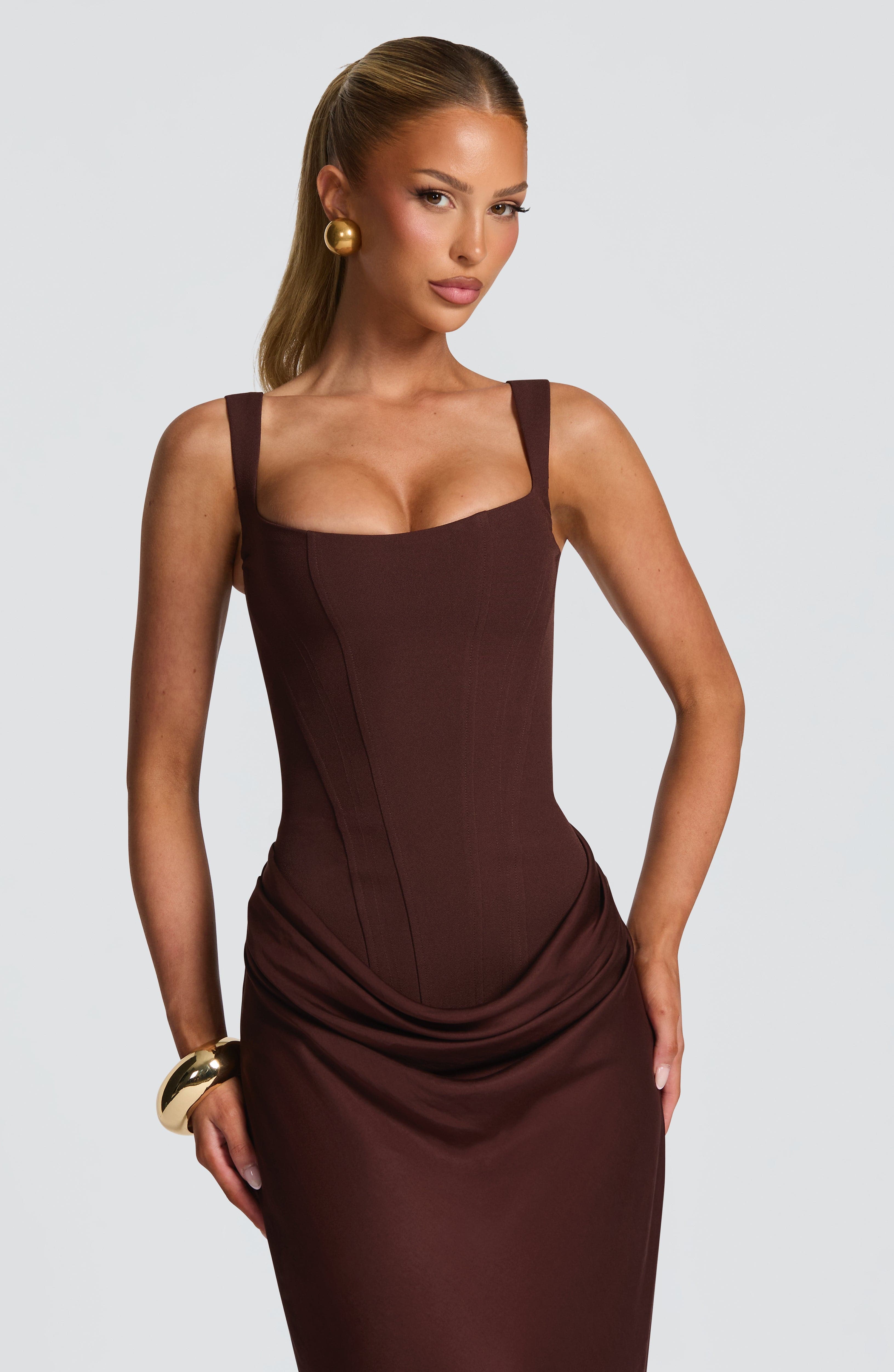 Vestido largo Cornelia ciruela